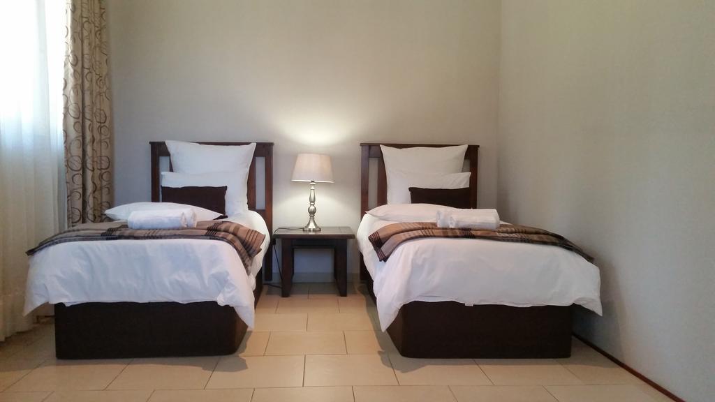 Summerset Place Country House Bela-Bela Ngoại thất bức ảnh