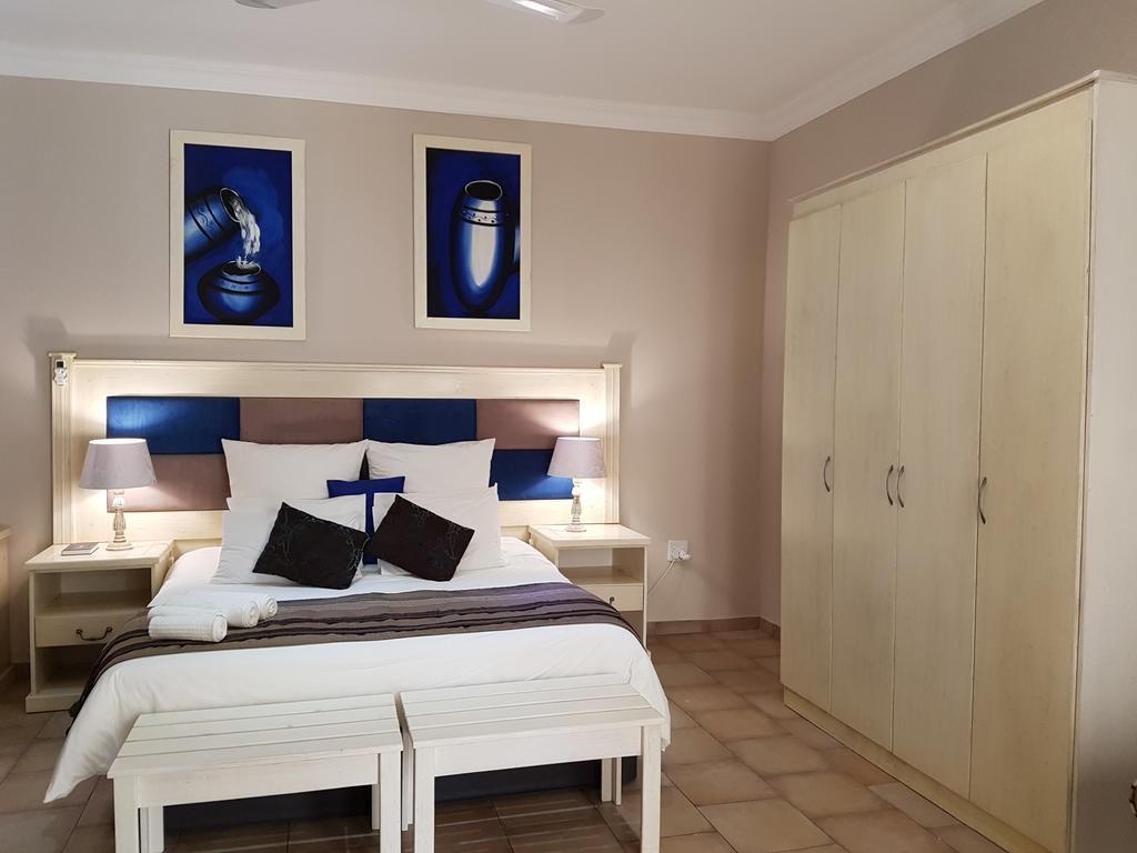 Summerset Place Country House Bela-Bela Phòng bức ảnh