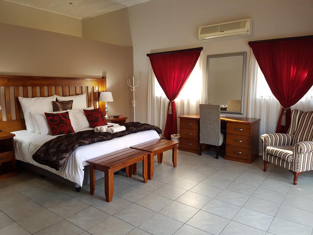 Summerset Place Country House Bela-Bela Phòng bức ảnh