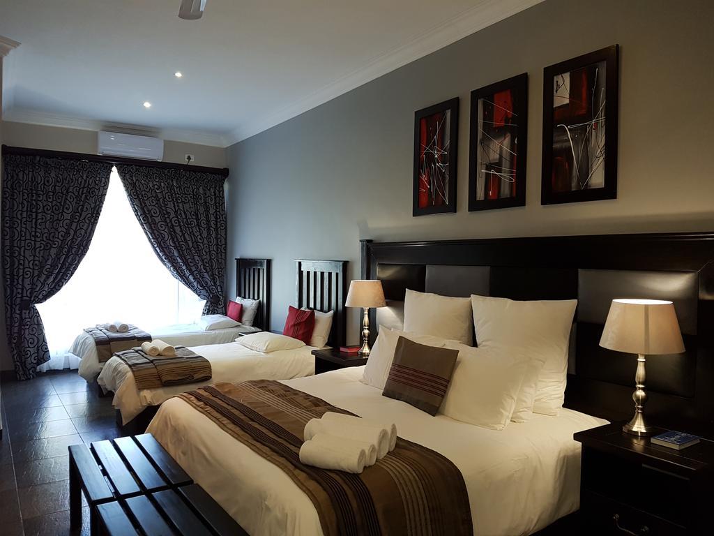 Summerset Place Country House Bela-Bela Phòng bức ảnh
